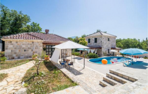 Awesome home in Cilipi with Outdoor swimming pool, WiFi and 4 Bedrooms